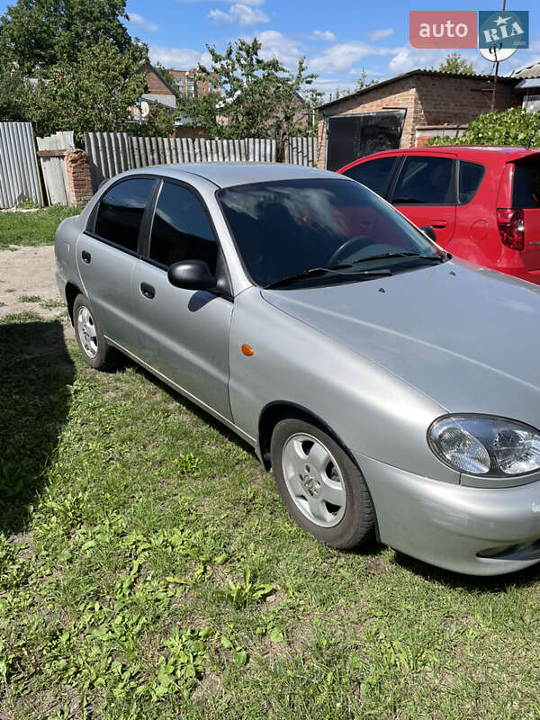 Седан Daewoo Lanos 2002 в Полтаве