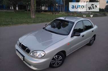 Седан Daewoo Lanos 2004 в Киеве