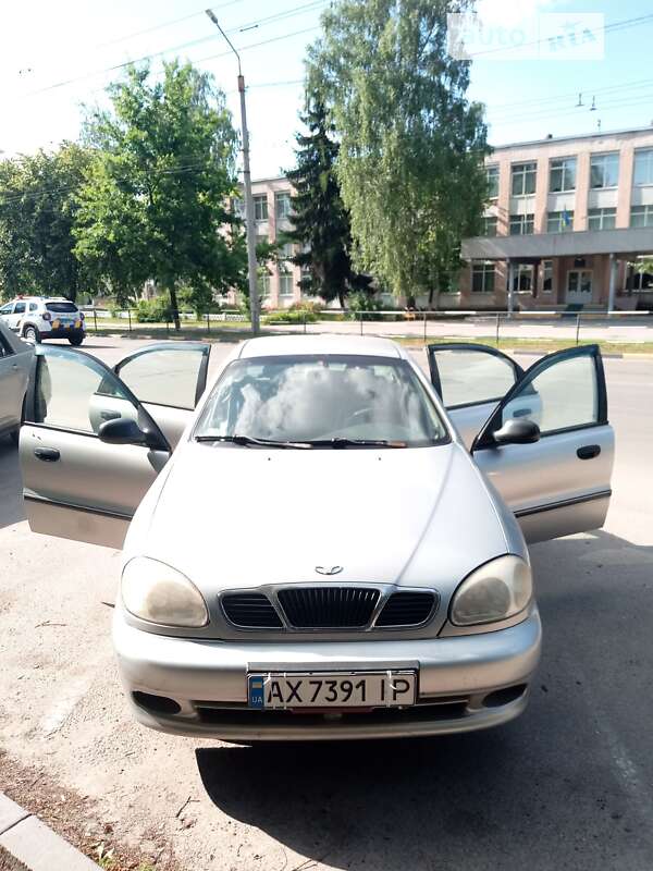 Седан Daewoo Lanos 1999 в Полтаві