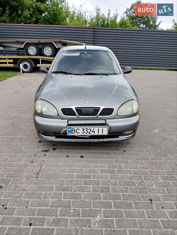 Седан Daewoo Lanos 2007 в Радивиліві