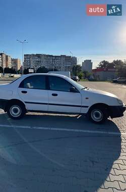 Седан Daewoo Lanos 1998 в 