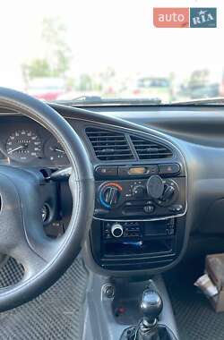 Седан Daewoo Lanos 1998 в 