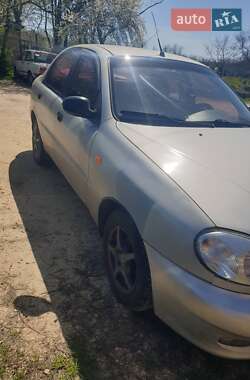 Седан Daewoo Lanos 2004 в Чорноморську