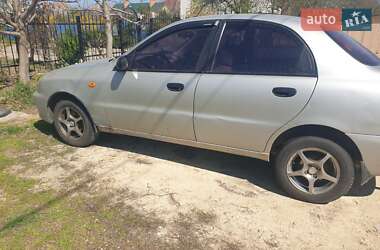 Седан Daewoo Lanos 2004 в Чорноморську