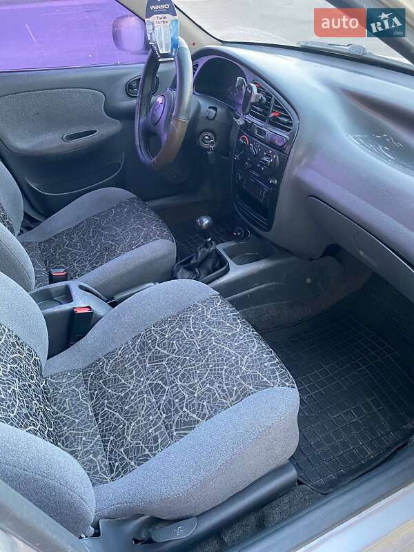 Седан Daewoo Lanos 2007 в Тыврове