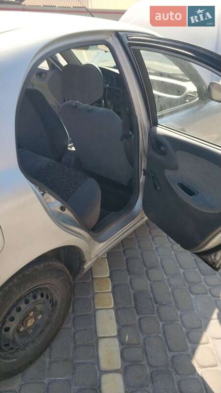 Седан Daewoo Lanos 2006 в Львові