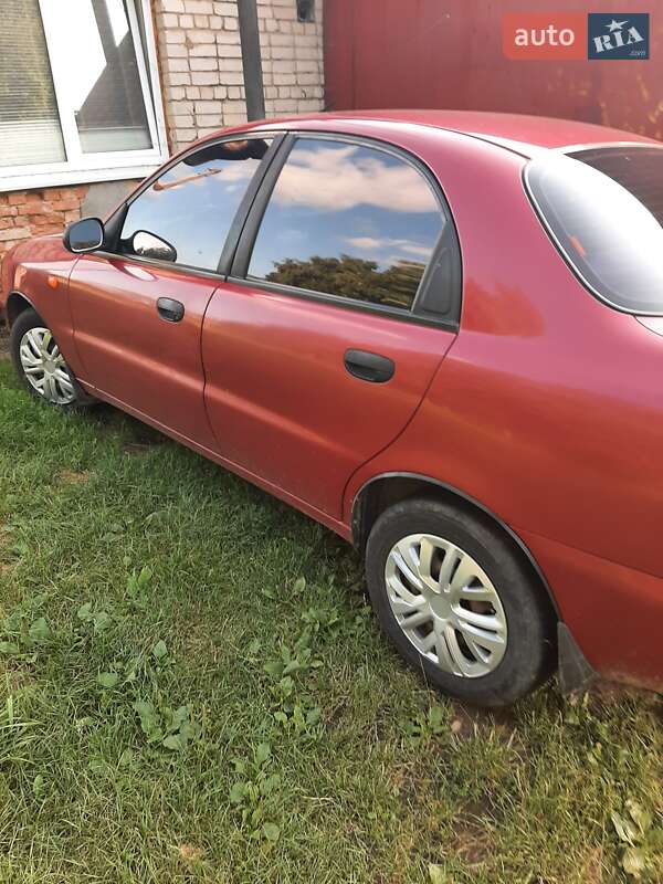 Седан Daewoo Lanos 2008 в Старом Самборе