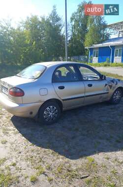 Седан Daewoo Lanos 2004 в Макарові