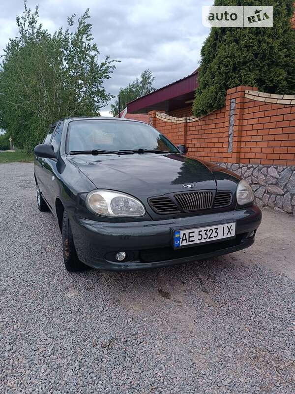 Седан Daewoo Lanos 1998 в Дніпрі