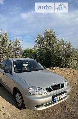 Седан Daewoo Lanos 2005 в Кропивницком