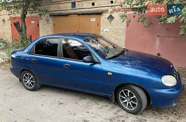 Седан Daewoo Lanos 2001 в 