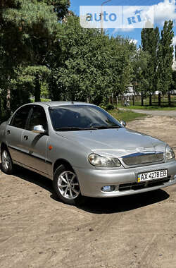 Седан Daewoo Lanos 2006 в Киеве