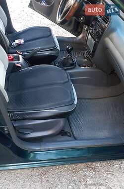 Седан Daewoo Lanos 2001 в Днепре