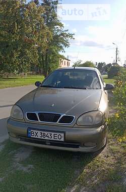 Седан Daewoo Lanos 2004 в Славуті