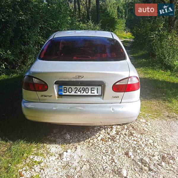 Седан Daewoo Lanos 2005 в Почаєві