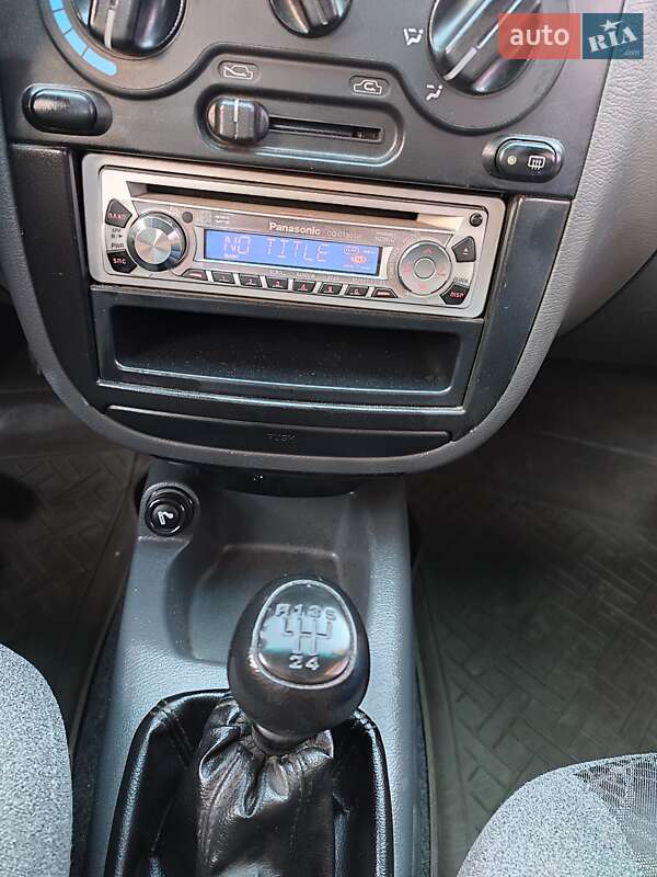 Седан Daewoo Lanos 2005 в Черновцах