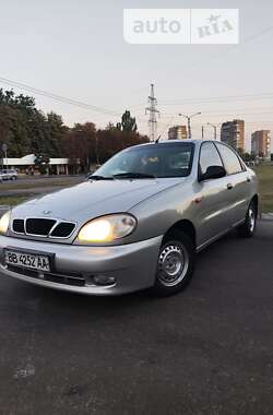 Седан Daewoo Lanos 2004 в Харкові