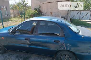 Седан Daewoo Lanos 2002 в Ізмаїлі