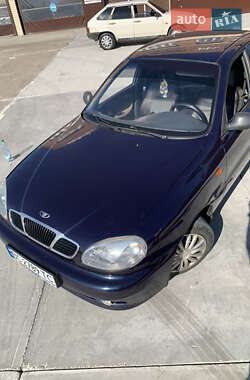 Седан Daewoo Lanos 2001 в Львове