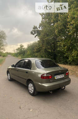 Седан Daewoo Lanos 2004 в Малій Висці