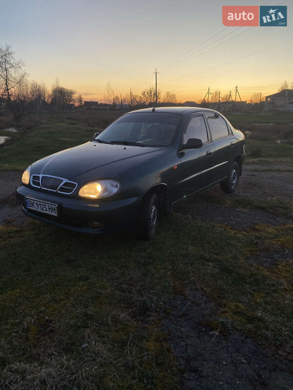 Седан Daewoo Lanos 2005 в Рокитном