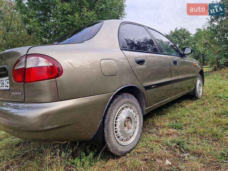 Седан Daewoo Lanos 2007 в Романове