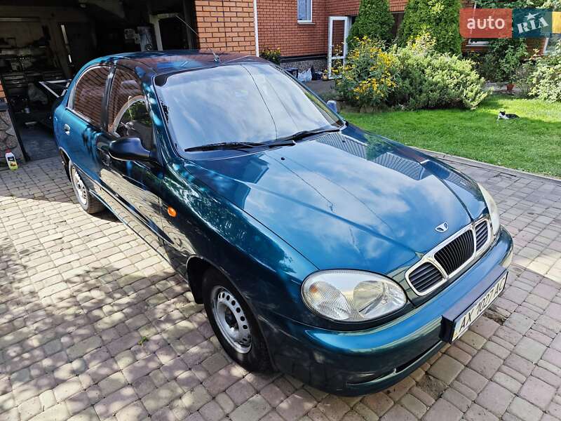 Седан Daewoo Lanos 2004 в Харькове