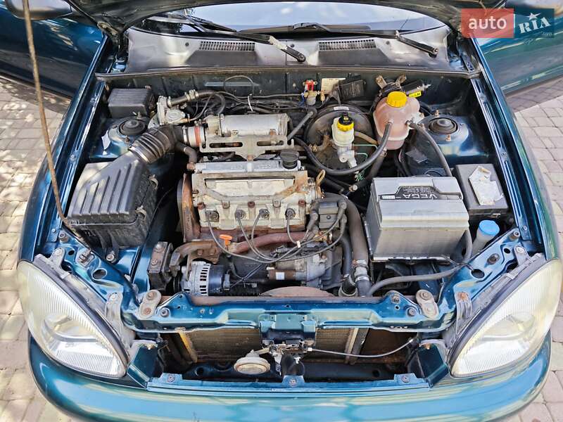 Седан Daewoo Lanos 2004 в Харькове