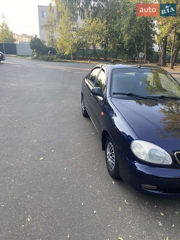 Седан Daewoo Lanos 2004 в Черкассах