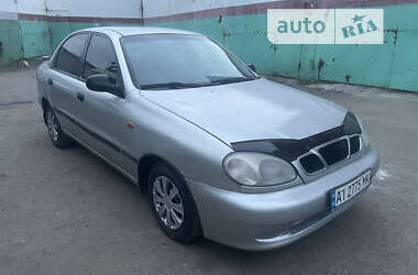 Седан Daewoo Lanos 2002 в Киеве