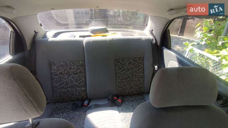 Седан Daewoo Lanos 2006 в Киеве