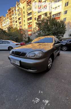 Седан Daewoo Lanos 2003 в Киеве