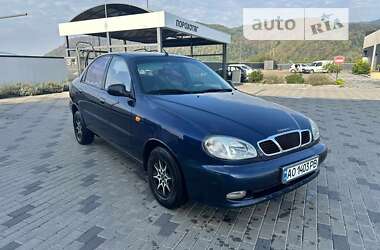 Седан Daewoo Lanos 2005 в Хусте