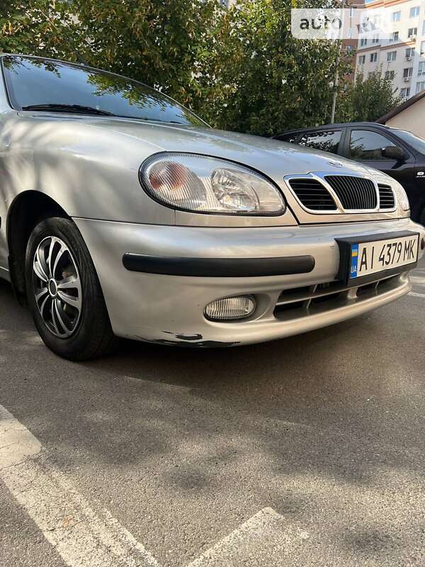 Седан Daewoo Lanos 2003 в Киеве
