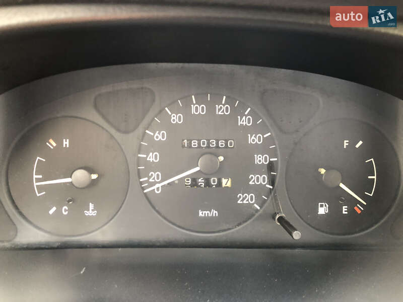 Седан Daewoo Lanos 2006 в Миколаєві