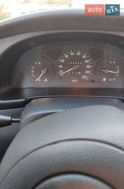 Седан Daewoo Lanos 2004 в Дергачах