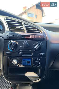 Седан Daewoo Lanos 1998 в 