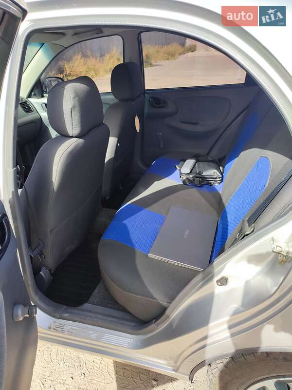 Седан Daewoo Lanos 2007 в Кривом Роге