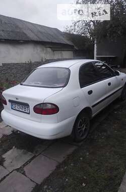 Седан Daewoo Lanos 2002 в Кельменцах