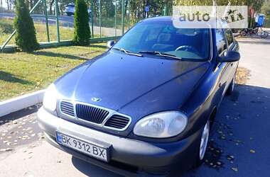 Седан Daewoo Lanos 2003 в Киеве