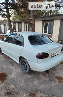 Седан Daewoo Lanos 2004 в Дніпрі