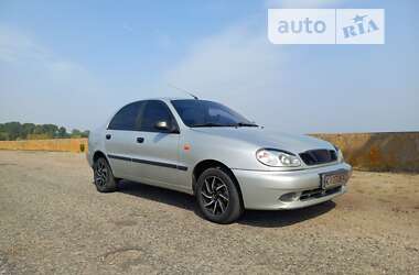 Седан Daewoo Lanos 2002 в Вишгороді