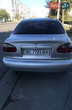 Седан Daewoo Lanos 2002 в Львові