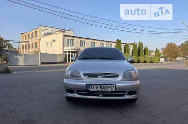 Седан Daewoo Lanos 1999 в Полтаві