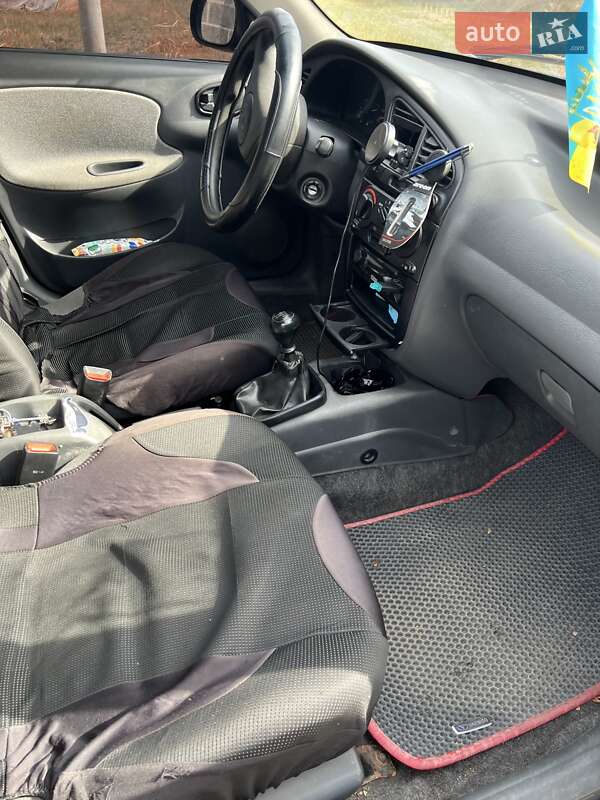 Седан Daewoo Lanos 2008 в Кривом Роге