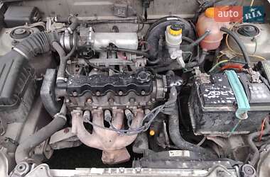 Седан Daewoo Lanos 2004 в Вашківцях