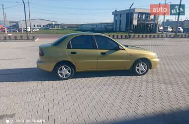 Седан Daewoo Lanos 2006 в Хусті