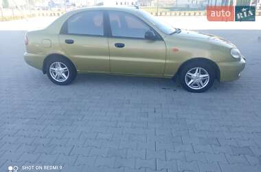Седан Daewoo Lanos 2006 в Хусте