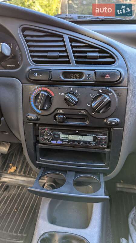 Седан Daewoo Lanos 2009 в Львове
