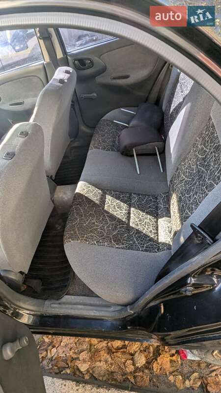 Седан Daewoo Lanos 2009 в Львове